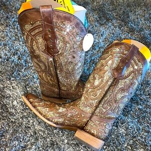 !!Brand new, never worn Women’s Corral Boots!!